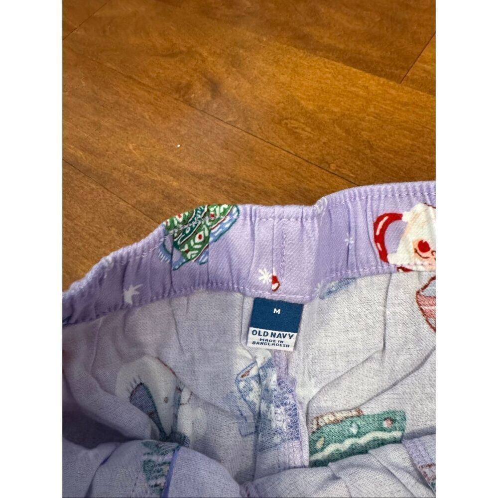 Woman’s new w tags old navy Christmas lounge/sleep pants size M - Picture 3 of 4